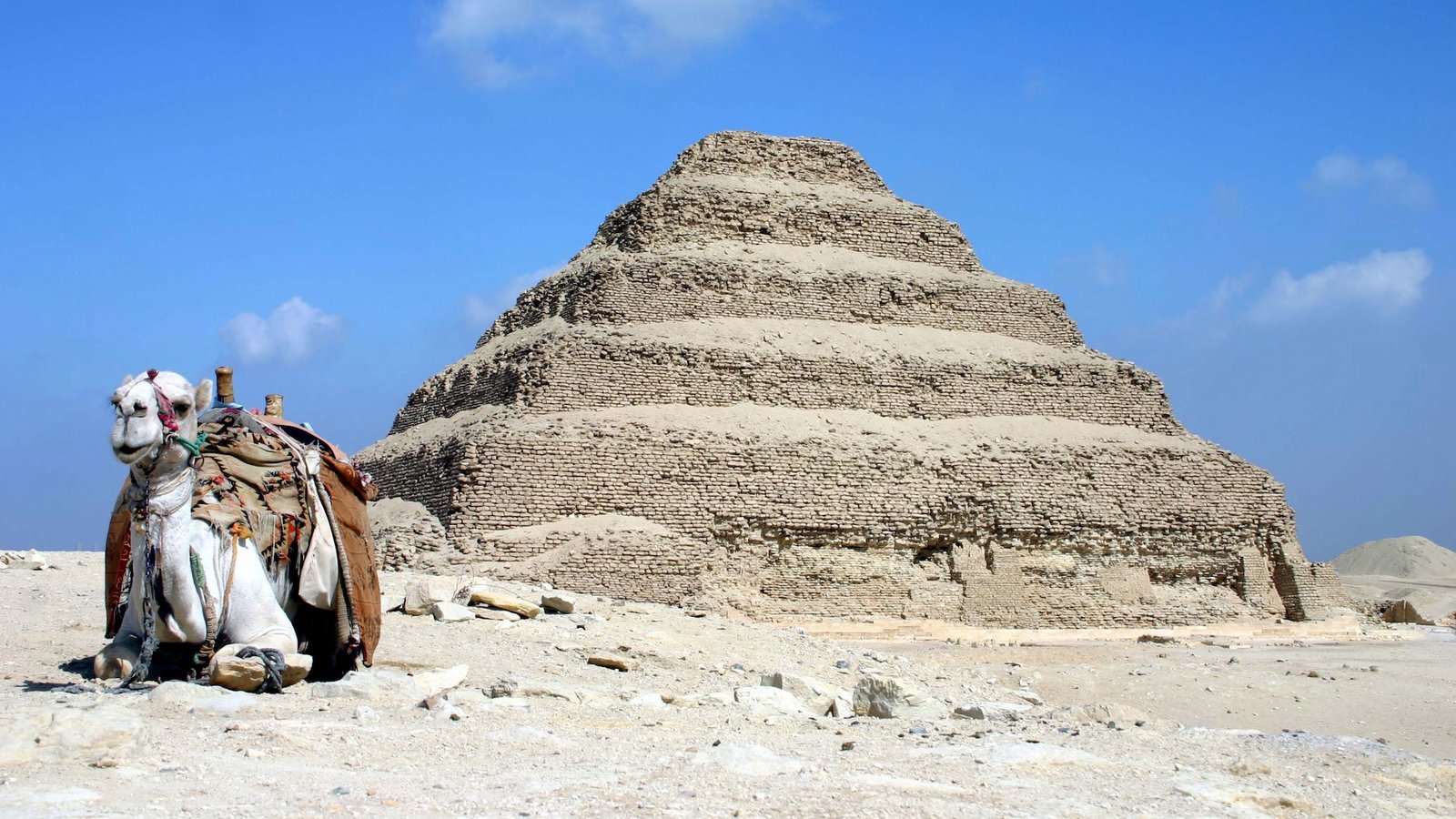 Egypt’s oldest pyramid may have been built using a hydraulic lift