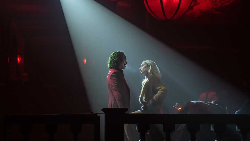 JOAQUIN PHOENIX as Arthur Fleck/Joker and LADY GAGA as Lee Quinzel in Warner Bros. Pictures’ “JOKER: FOLIE À DEUX,” a Warner Bros. Pictures release. (PRESS KIT)