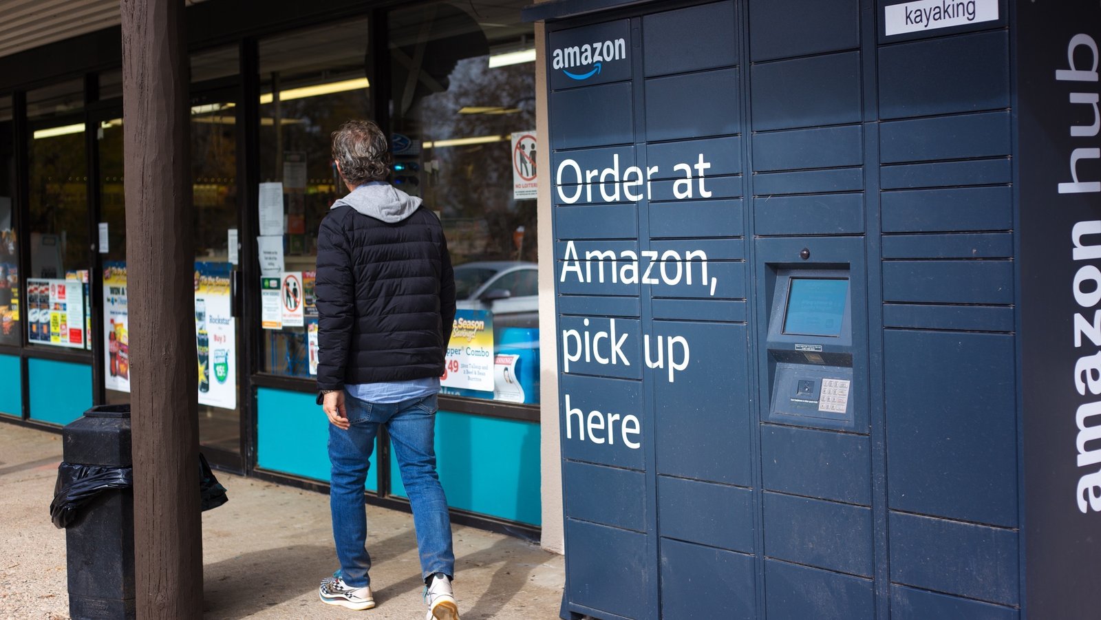 How to use Amazon Lockers to save time and beat porch pirates