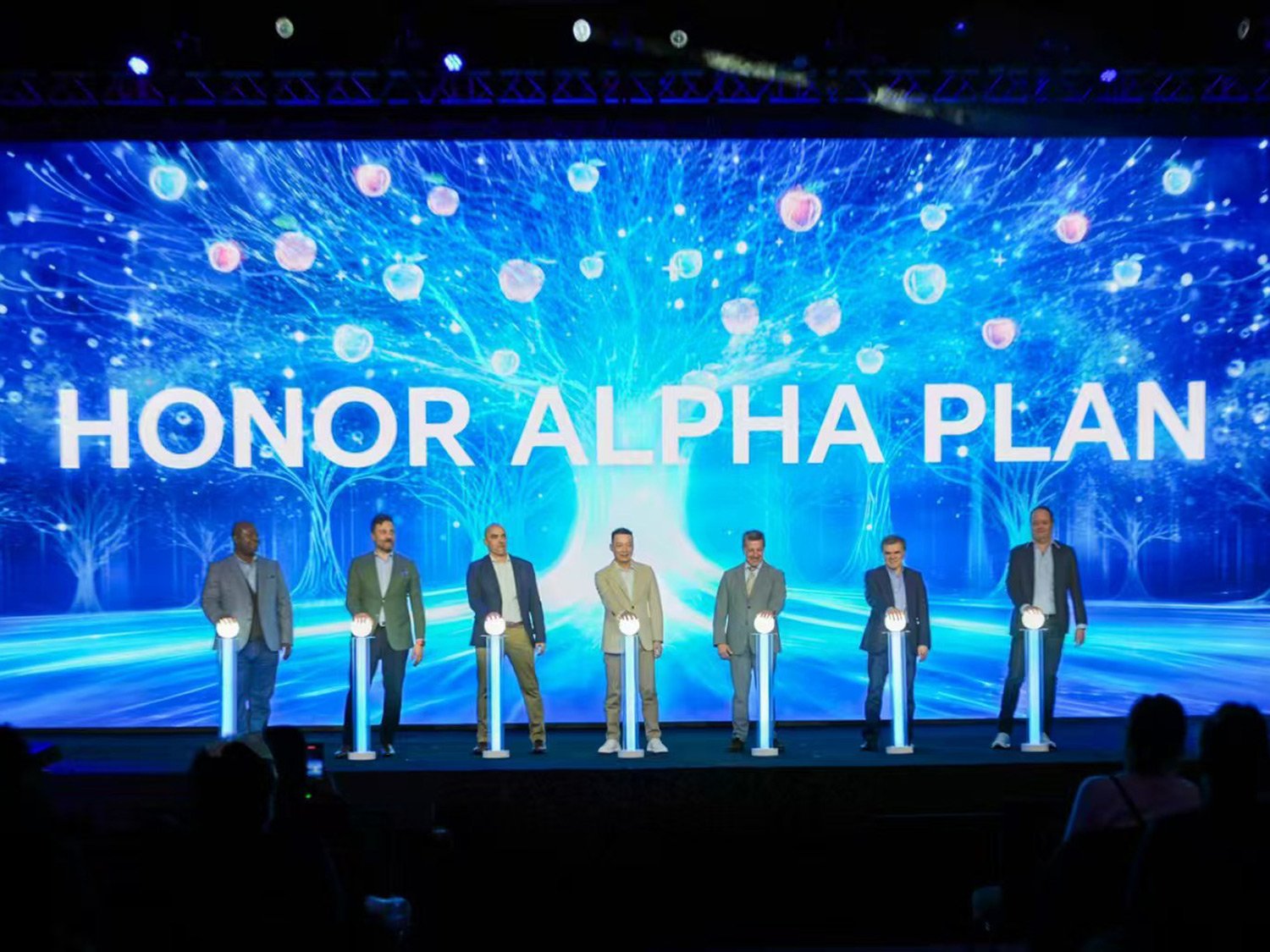 HONOR Announces ALPHA PLAN to Shape the Future of AI Ecosystems Globally