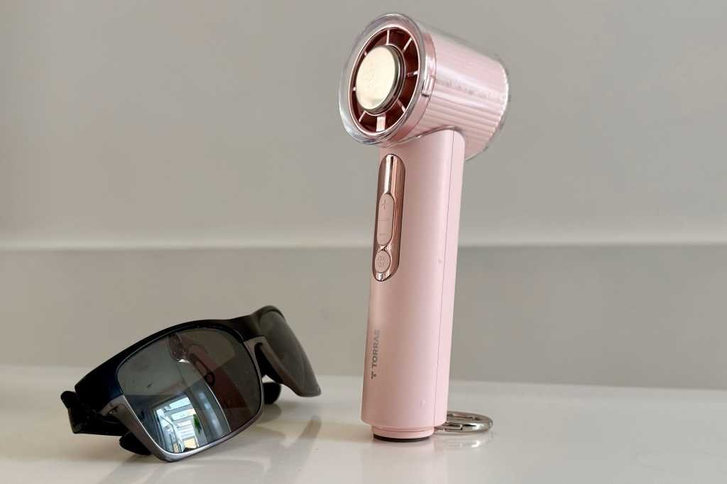 Torras COOLify iva hand fan pink